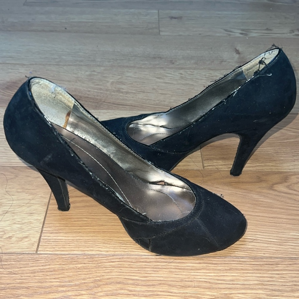 Apt 9 Black Suede Pumps size 9